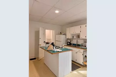 108 School St, New Bedford, MA 02740 - Photo 5