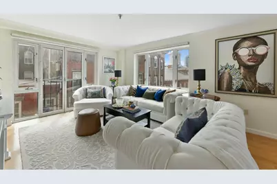 350 North St #404, Boston, MA 02113 - Photo 3