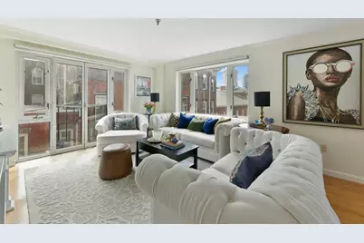 350 North St #404, Boston, MA 02113 - Photo 3
