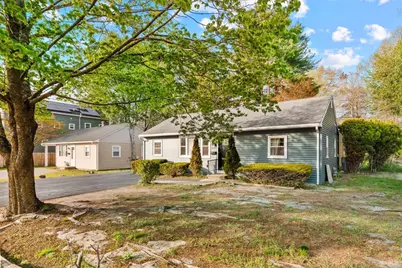 423 Bedford St, Lexington, MA 02420 - Photo 3
