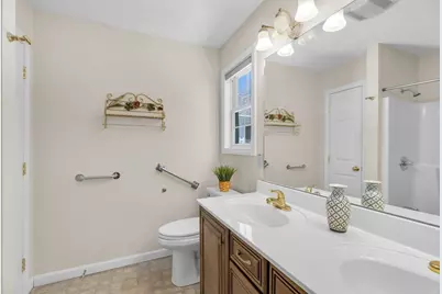 278 Whitney, Holyoke, MA 01040 - Photo 19