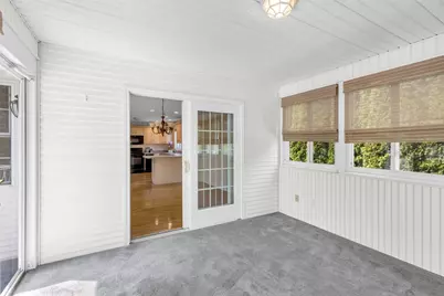 278 Whitney, Holyoke, MA 01040 - Photo 13