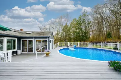 115 Pilgrim Road, Braintree, MA 02184 - Photo 17