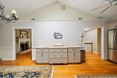 115 Pilgrim Road, Braintree, MA 02184 - Photo 13
