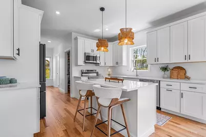 93 Mantell Rd, Uxbridge, MA 01569 - Photo 3