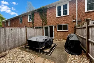 115 Jamestown Dr, Springfield, MA 01108 - Photo 27