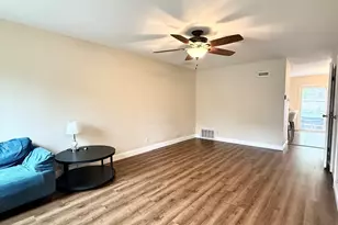 115 Jamestown Dr, Springfield, MA 01108 - Photo 15
