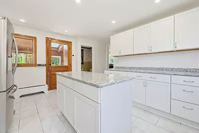 136 Lincoln St, Hudson, MA 01749 - Photo 17