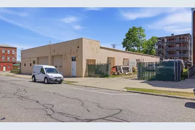120 Pine St, Holyoke, MA 01040 - Photo 5