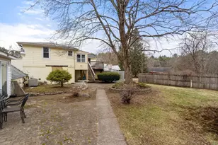 136 Pleasant St, Ware, MA 01082 - Photo 35