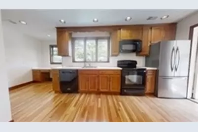 49 Whitney #49, Watertown, MA 02472 - Photo 3