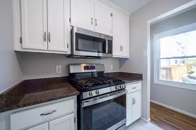357 Boylston #3, Lowell, MA 01852 - Photo 11