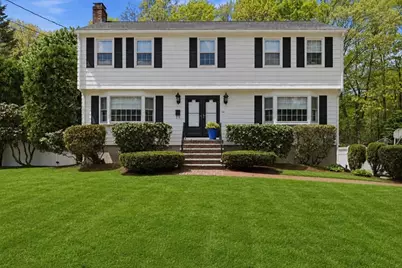14 Lomas Dr, Framingham, MA 01701 - Photo 1
