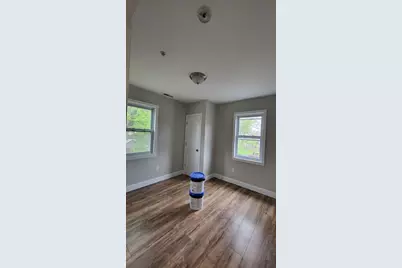 75 Livingston Street #B, Lowell, MA 01852 - Photo 11