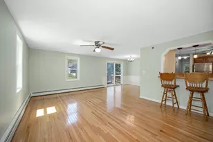 15 Lantern Ln, Dracut, MA 01826 - Photo 3