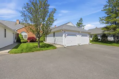 18 Castle Hill Rd #G, Agawam, MA 01001 - Photo 1