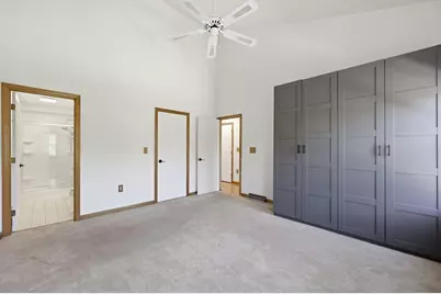 18 Castle Hill Rd #G, Agawam, MA 01001 - Photo 17