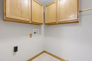 18 Castle Hill Rd, Agawam, MA 01001 - Photo 25