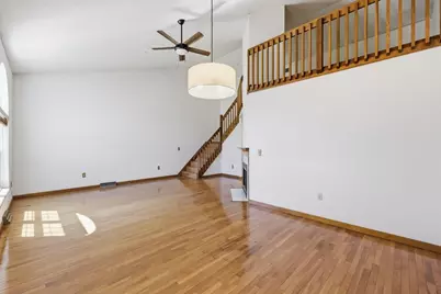 18 Castle Hill Rd #G, Agawam, MA 01001 - Photo 9