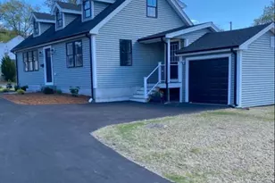 5 Frank St, Chelmsford, MA 01863 - Photo 1