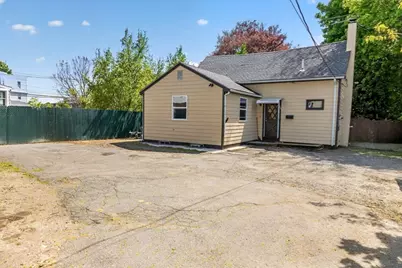 2 Mill St, Beverly, MA 01915 - Photo 3
