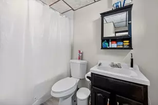 2 Mill St, Beverly, MA 01915 - Photo 15