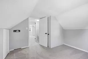 118 Surrey Rd, Springfield, MA 01118 - Photo 27
