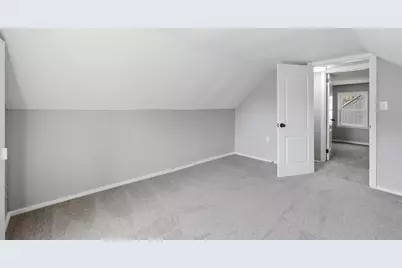 118 Surrey Road, Springfield, MA 01118 - Photo 25