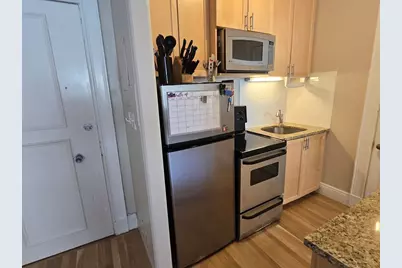 21 Beacon St #6C, Boston, MA 02108 - Photo 3