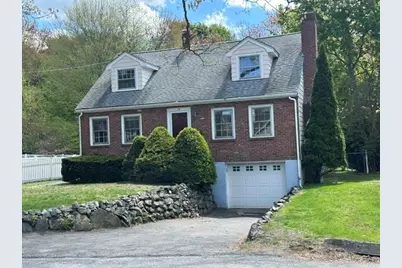 14 Locust St, Woburn, MA 01801 - Photo 1