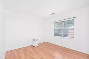 210 Lake Shore Rd, Boston, MA 02135 - Photo 9