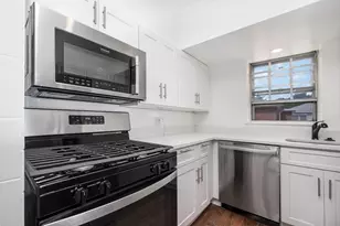 210 Lake Shore Rd, Boston, MA 02135 - Photo 5