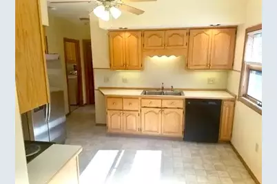 351 Hamilton Street #351, Leominster, MA 01453 - Photo 3