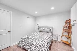 396 Dedham St, Newton, MA 02459 - Photo 25