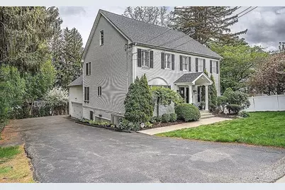 396 Dedham St, Newton, MA 02459 - Photo 3