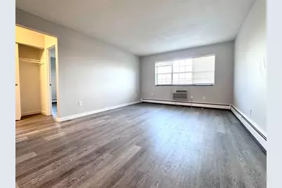128 North St #10, Newton, MA 02460 - Photo 3