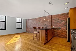 386 Commercial St, Boston, MA 02109 - Photo 11