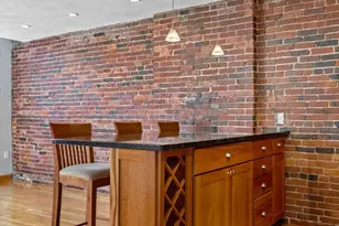 386 Commercial St, Boston, MA 02109 - Photo 7
