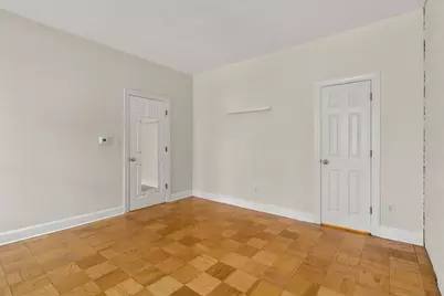 21 Bowdoin #2C, Boston, MA 02114 - Photo 9