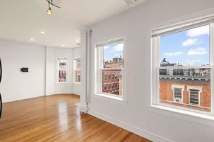 37 Revere St, Boston, MA 02114 - Photo 9