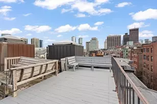37 Revere St, Boston, MA 02114 - Photo 21