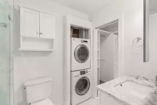37 Revere St, Boston, MA 02114 - Photo 19