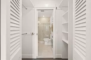 37 Revere St, Boston, MA 02114 - Photo 15