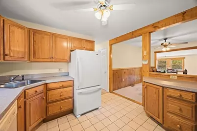 74 Lakeview Ave, Taunton, MA 02780 - Photo 15