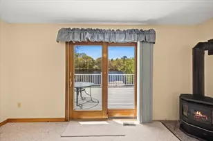 74 Lakeview Ave, Taunton, MA 02780 - Photo 13