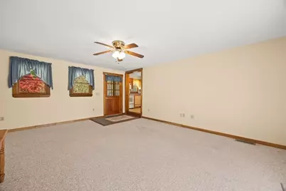 74 Lakeview Ave, Taunton, MA 02780 - Photo 11