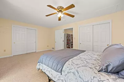 74 Lakeview Ave, Taunton, MA 02780 - Photo 25