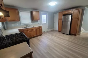 237 Colburn St, Dedham, MA 02026 - Photo 7