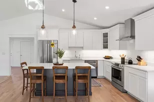 46 Sandwich Rd, Plymouth, MA 02360 - Photo 11