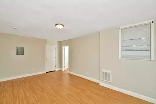 9 Esmond St, Boston, MA 02121 - Photo 7